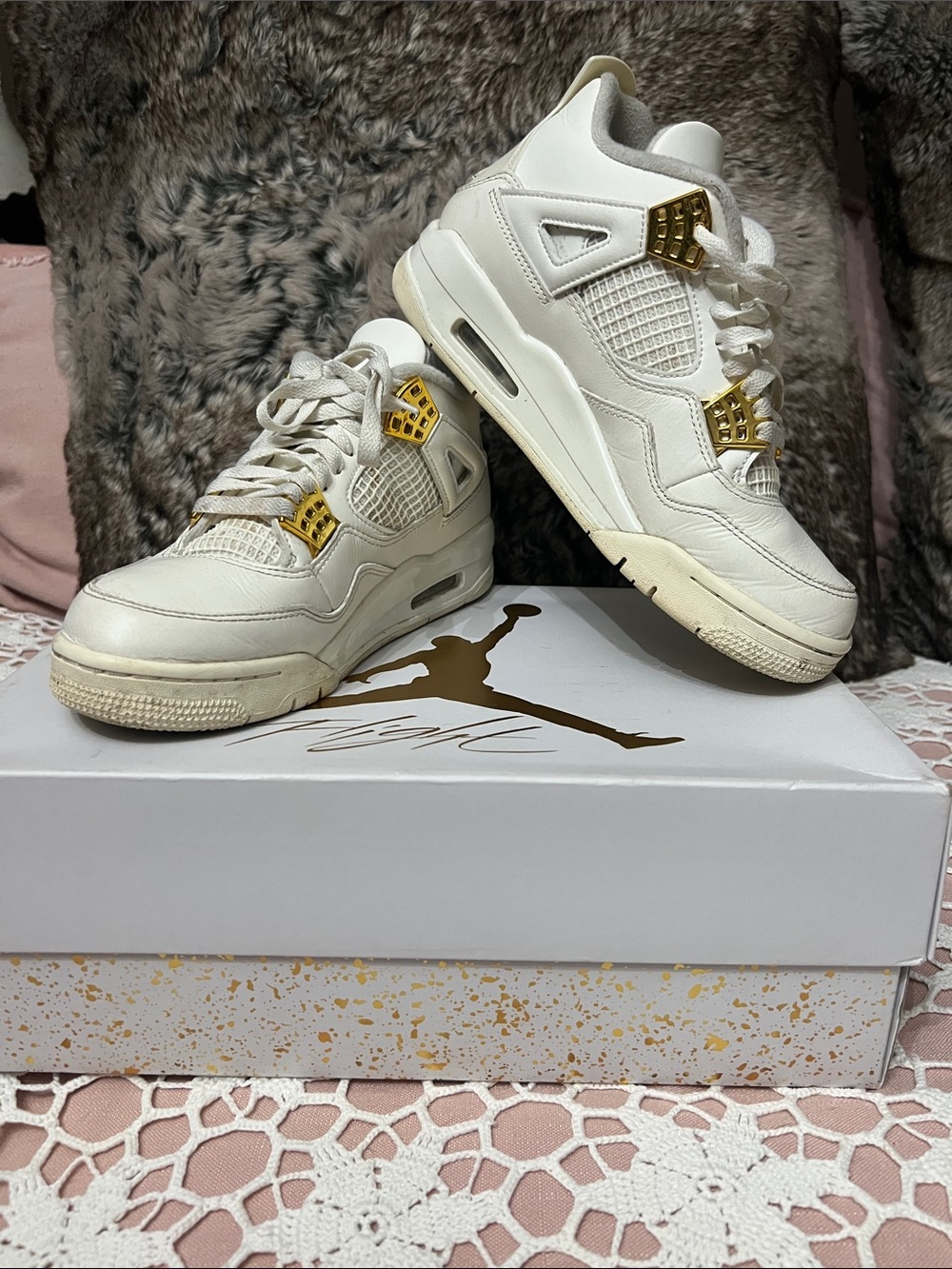 Air Jordan 4 Retro Women's White and Gold Sneakers